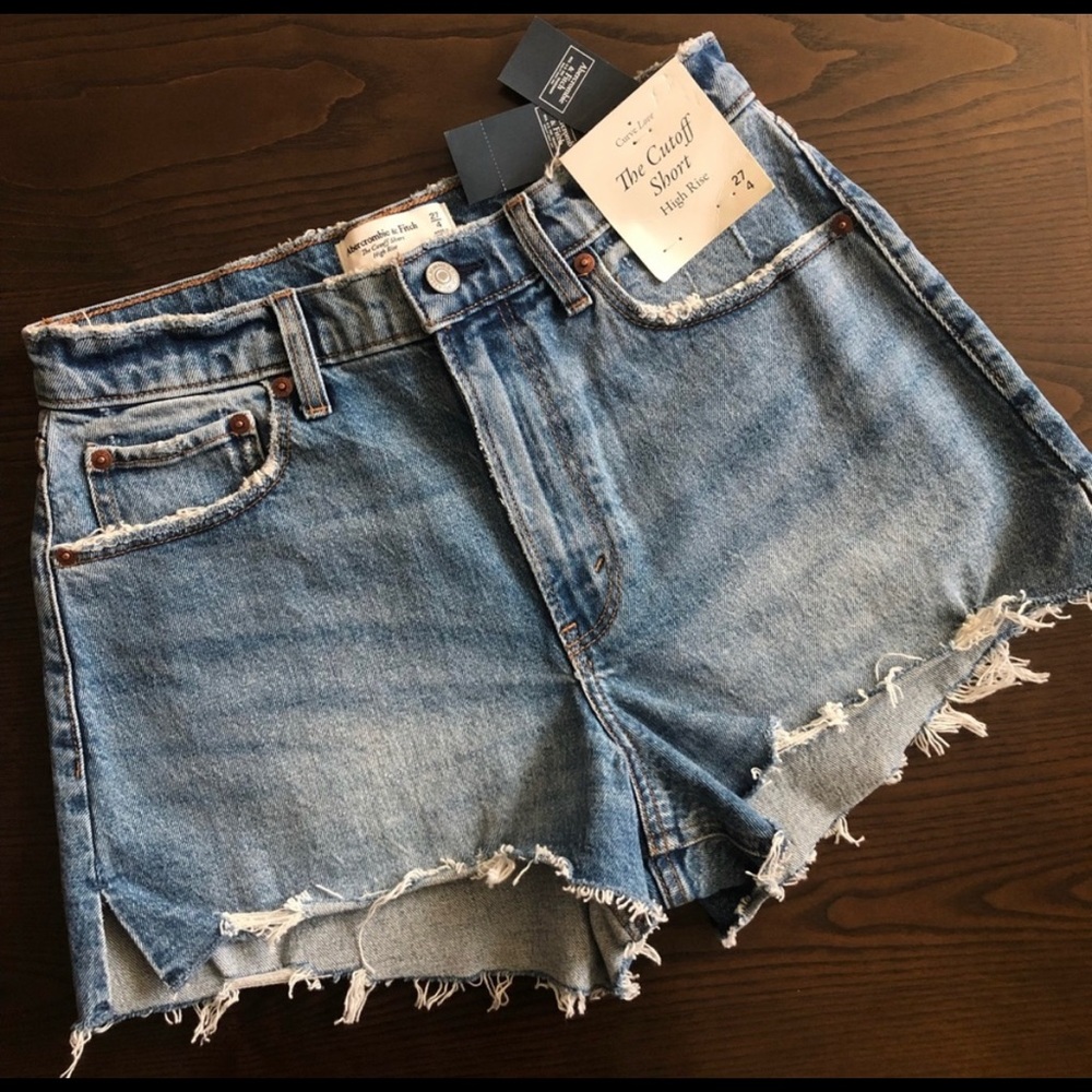 Abercrombie & Fitch Shorts High Rise